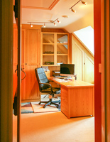 High-quality Hand-crafted Wardrobes and Home Office Furniture